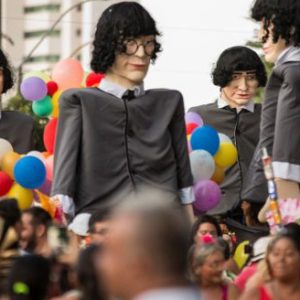 Bloco-do-Submarino-Amarelo-foto-TIAGO-LIMA-1.jpg-768x512-