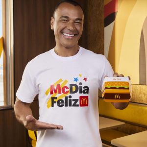 Cafu---McDia-Feliz---