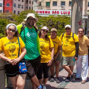 Grupo no city tour em Recife_Divulgação Luck Receptivo-